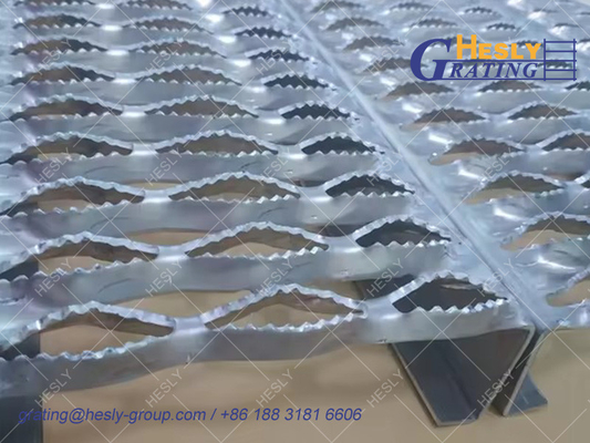 Diamond-Strut Safety Grating Plank, 350mm width, 2.0mm galvanised steel, HESLY Brand, China factory sales