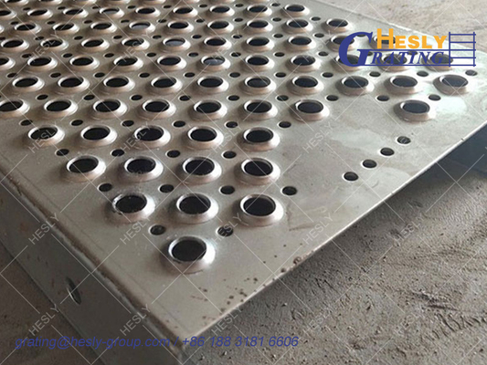 Galvanized Perf-O Grip Strut Grating Tread, Width 300mmX1200mm,2.5mm thickness, 50mm height, China HESLY Grating factory