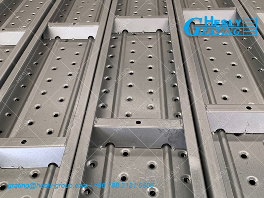 STEEL SCAFFOLD BOARDS | 230X2000mm | 1.5mm thickness | 30mm depth | Galvanized | HeslyGrating Factory, China