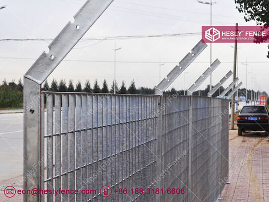 hot dipped galvanised Steel Grating Fence | Metal Grating Fencing | 60X60mm square post