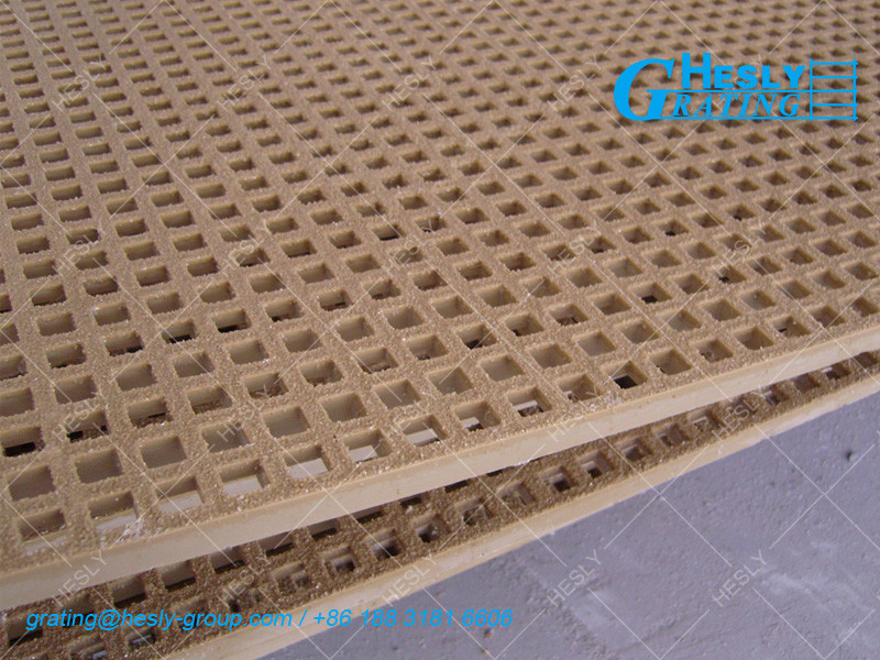 38mm thickness Mini Mesh Molded GRP Grating | Gritted Surface | Moulded Grating - HeslyGrating, China factory sales