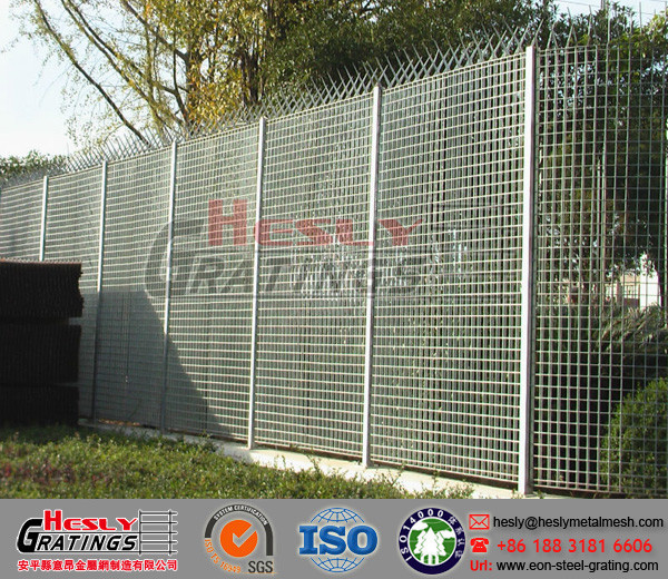 hot dipped galvanised Steel Grating Fence