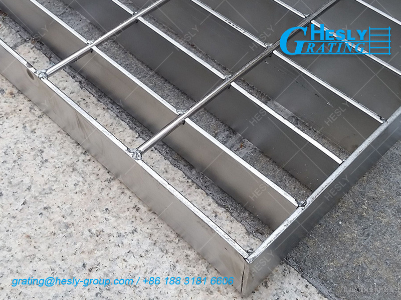 Stainless Steel 316 welded bar grating | 32X5mm load bar | 6mm cross bar | Polish treatment | Hesly China Grating Export