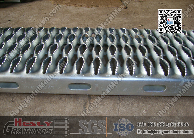 300mm width Stainless Steel Antiskid Safety Grating Walkway | China Safety Grating Factory
