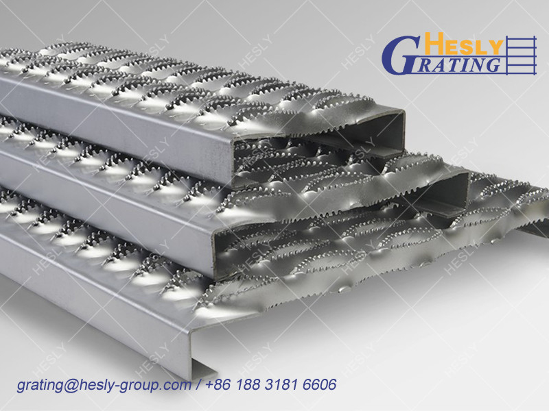 Non-Slip Safety Grip Grating Plank, Shark Mouth Grating walkway, Grey powder coated, China Grating Factory sales