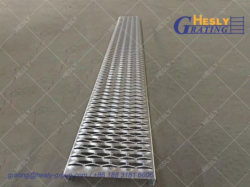 Diamond Grip strut Grating Walkway, Antiskid Surface, 242mm width, Mild Steel Stairs, 500mm length, Hesly China Factory