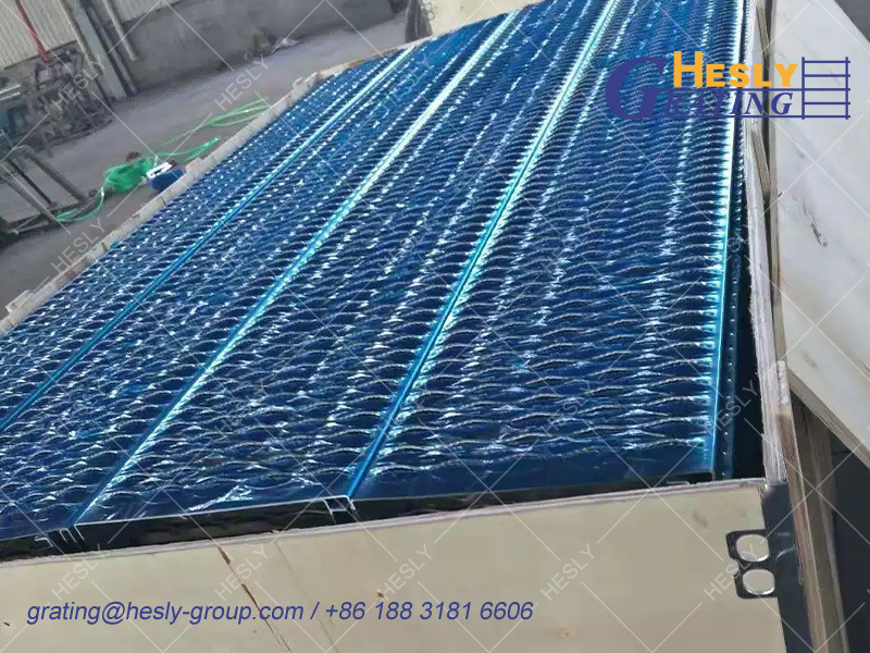 Diamond Grip strut Grating Walkway, Antiskid Surface, 242mm width, Mild Steel Stairs, 500mm length, Hesly China Factory