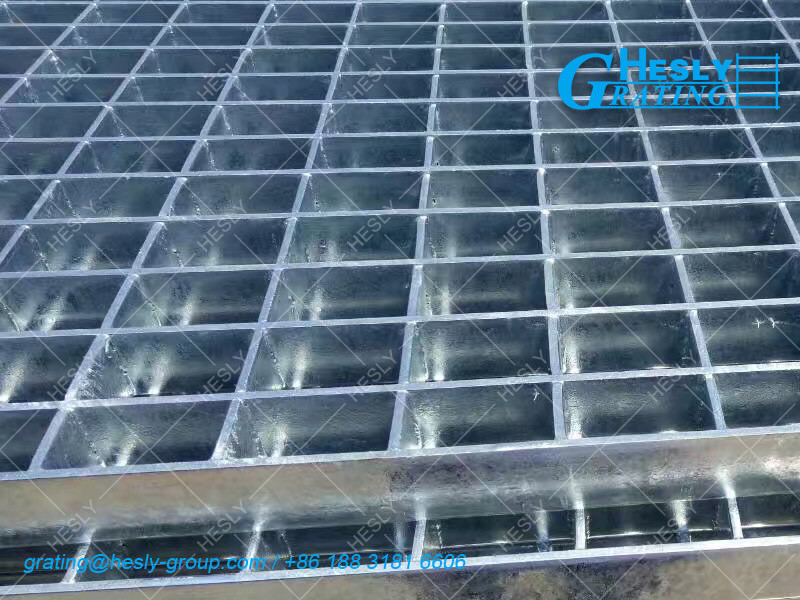 Pressed Lock Grating | 30X100mm hole | 50micron zinc layer | 50X5mm load bar | Hesly Brand | China direct sales