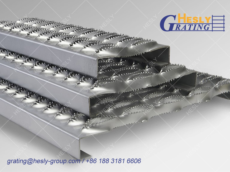 Non-Slip Safety Grip Grating Plank, Shark Mouth Grating walkway, Grey powder coated, China Grating Factory sales