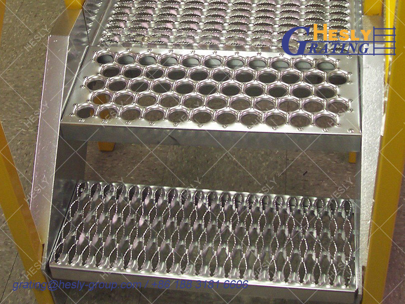 Perf-O Grip Strut Grating stairs, Width 300mmX1500mm, 2.0mm thickness, 50mm height, China HESLY Grating factory
