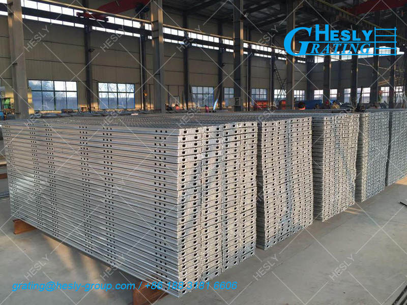 STEEL SCAFFOLD Plank with Hook | 450X2000mm | 1.2mm thickness | 50mm depth | Galvanized | HeslyGrating Factory, China
