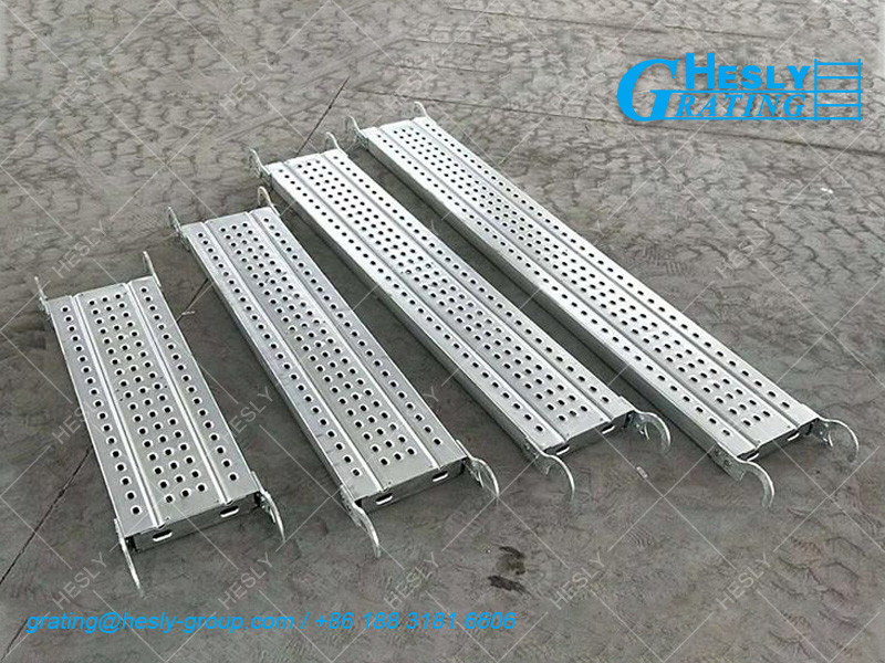 SCAFFOLD Metal Plank for catwalk | 500X3000mm | 1.8mm thickness | 50mm depth | Galvanized | HeslyGrating Factory, China