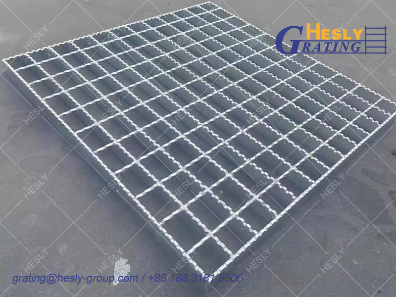 Serrated Bar Grating | 50X50mm square hole | 30X5mm load bar | 1X1m panel - Hesly Grating - China Supplier